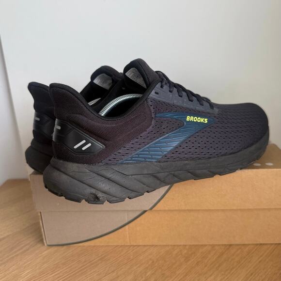 Brooks Anthem 6 Black Men Running Sneakers- SZ 11.5 main image 6